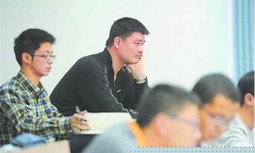 淡定哥谈股市直播(淡定哥吃饭)_https://www.gdbxwh.com_天猫运营_第1张